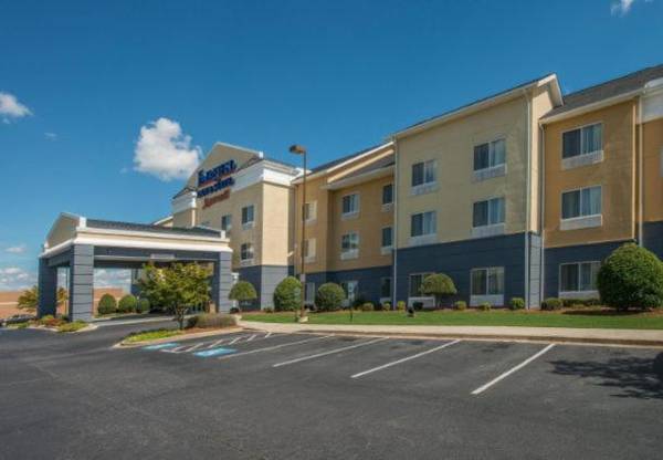 Fairfield Inn & Suites by Marriott Greenwood