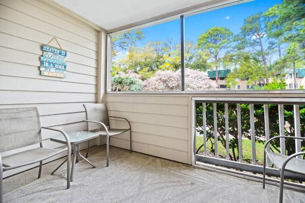 The Spa 1115 2 BR Heated Pool Tennis WiFi Walk to Beach Sleeps 4