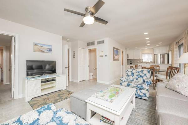 Hickory Cove 47 2 Bedroom Sleeps 7 Ground Floor Large Pool