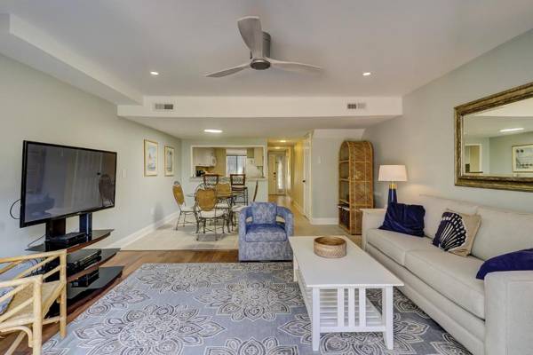 144 The Greens 2 BR Shipyard Golf Condo