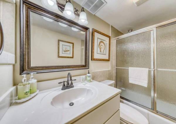 Island Club of Hilton Head by TS