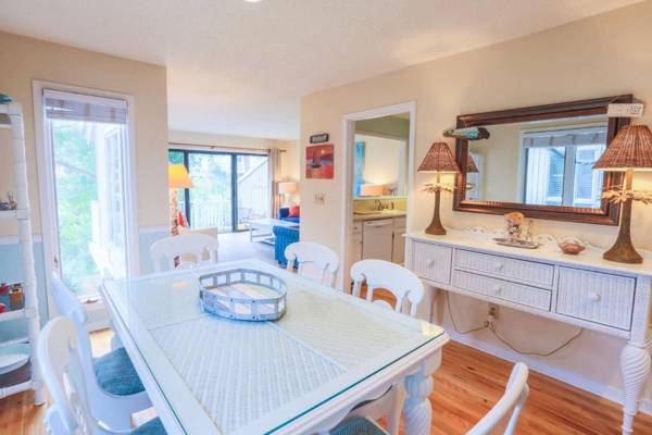 The Charburgh Yacht Club