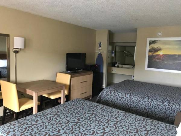 Days Inn by Wyndham Lexington