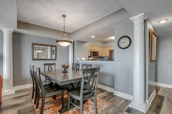 Sound Wind 402 with Oceanfront Balcony