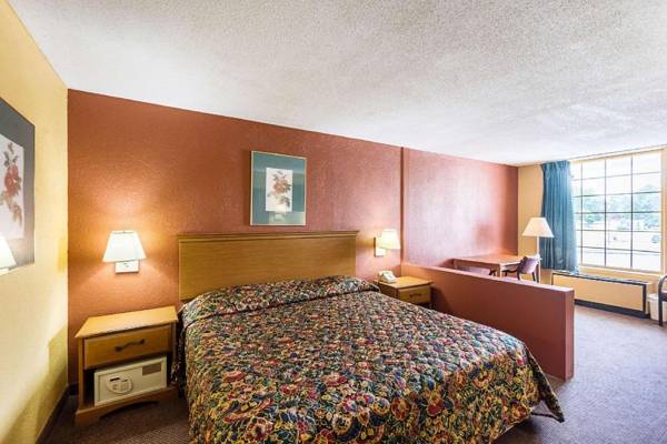 Rodeway Inn & Suites Orangeburg