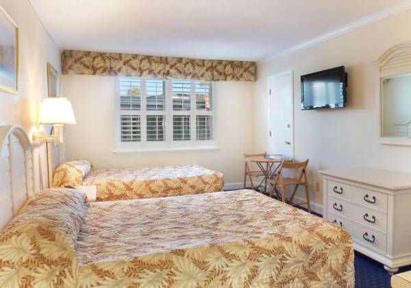 Oceanfront Litchfield Inn