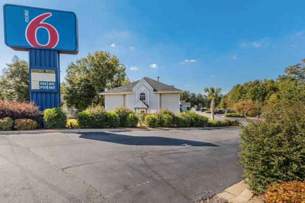 Motel 6-Simpsonville SC - Greenville