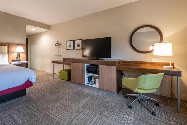 Workspace - Hampton Inn & Suites Walterboro