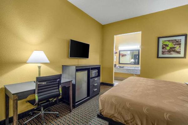 Workspace - Quality Inn West Columbia - Cayce
