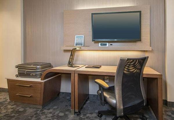 Workspace - Courtyard by Marriott Columbia Cayce