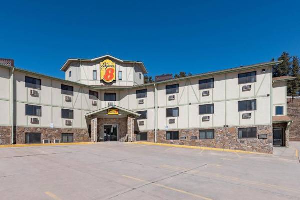 Super 8 by Wyndham Hill City/Mt Rushmore/ Area