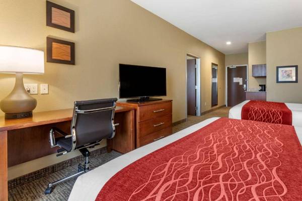 Workspace - Comfort Inn & Suites Near Mt. Rushmore