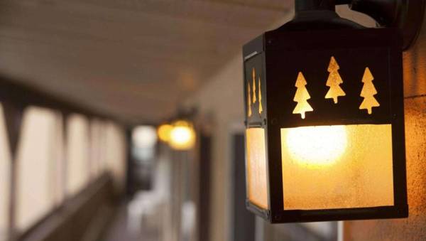 Magnuson Grand Rushmore View