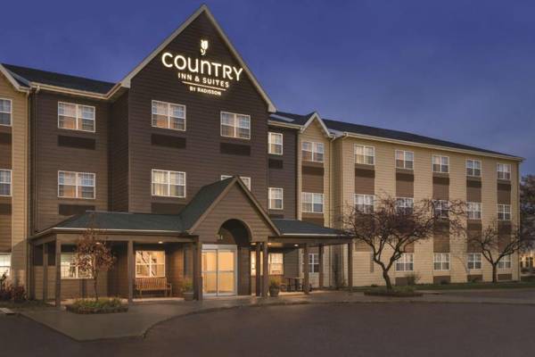 Country Inn & Suites by Radisson Dakota Dunes SD