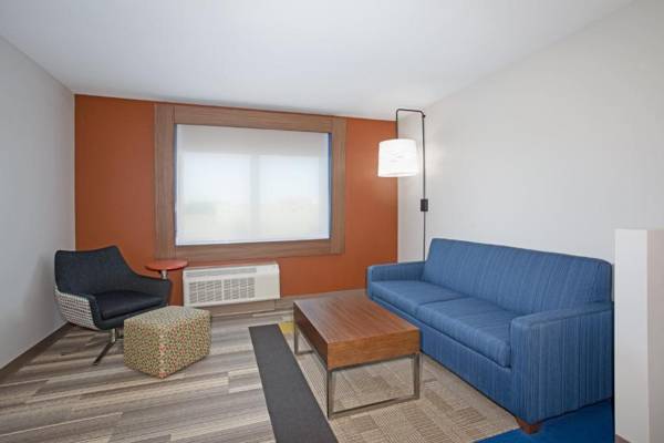 Holiday Inn Express & Suites - Dakota Dunes an IHG Hotel