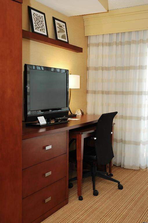 Workspace - SpringHill Suites by Marriott Sioux Falls