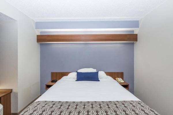 Microtel Inn & Suites by Wyndham Sioux Falls