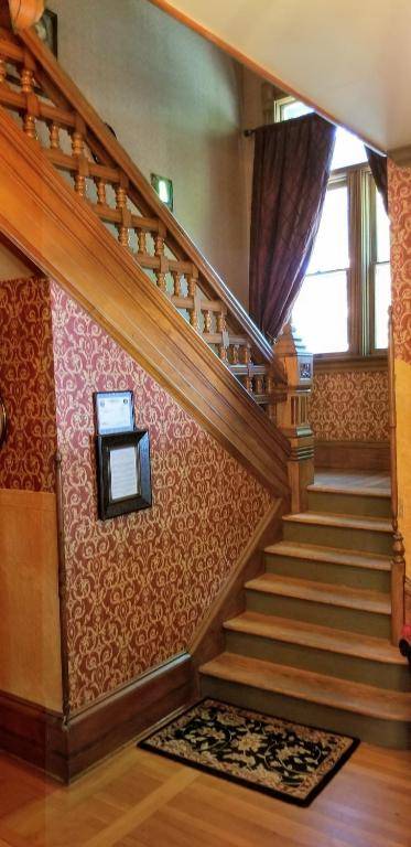 Historic Victorian Inn