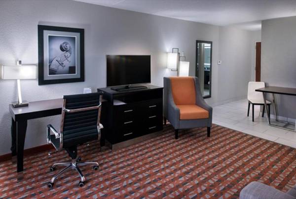 Workspace - Holiday Inn Express & Suites Nashville Southeast - Antioch an IHG Hotel