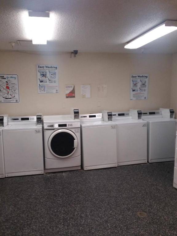 InTown Suites Extended Stay Nashville TN Murfreesboro Pike