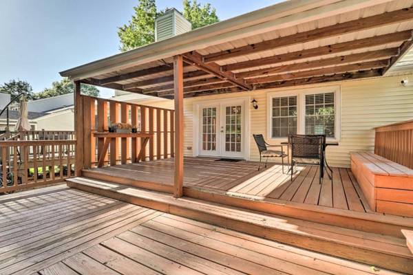 Modern Nashville Townhome Large Yard and Deck!