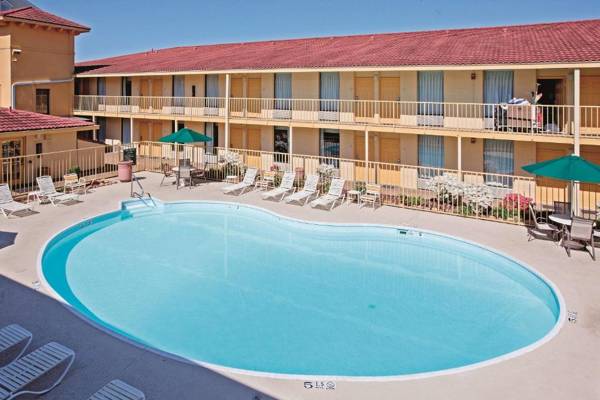 Baymont Inn & Suites Chattanooga