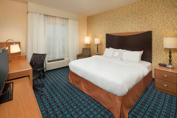 Workspace - Fairfield Inn and Suites Cleveland