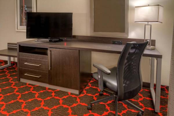 Workspace - Hampton Inn Cookeville