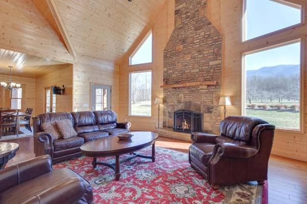 Orchard Hideaway 3 Bedrooms Fireplace WiFi Gas Grill Sleeps 6