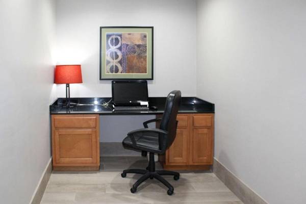 Workspace - Quality Inn Crossville Near Cumberland Mountain State Park