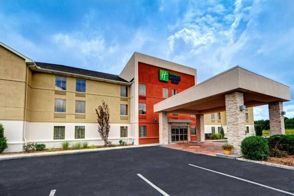 Holiday Inn Express & Suites Crossville an IHG Hotel