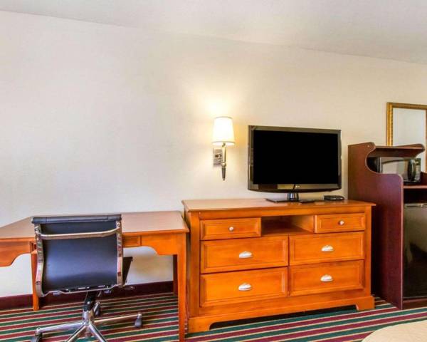 Workspace - Quality Inn Dyersburg I-155