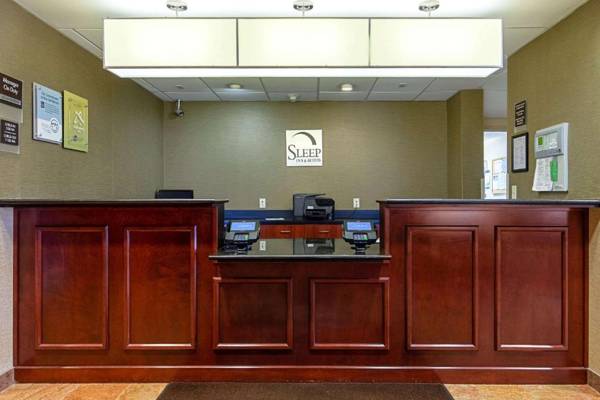 Sleep Inn & Suites Dyersburg I-155