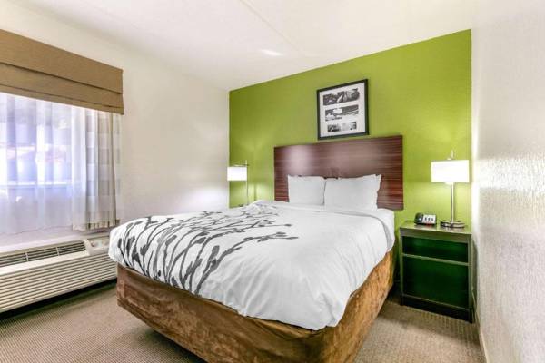 Sleep Inn & Suites Gatlinburg