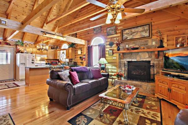 Alpine Ski Lodge 2 Bedrooms Sleeps 6 Near Ober Gatlinburg Hot Tub