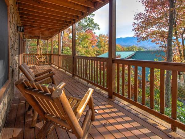 Enchanted View Lodge 3 Bedrooms Sleeps 10 Pool Access Mountain View