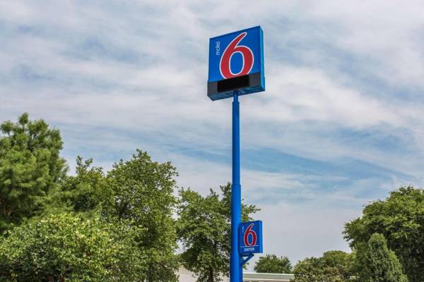 Motel 6-Goodlettsville TN - Nashville