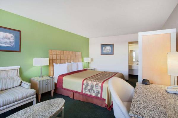 Days Inn by Wyndham Greeneville