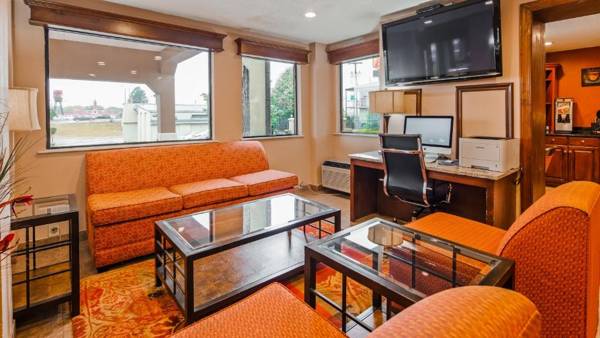 Workspace - SureStay Plus Hotel by Best Western Jackson