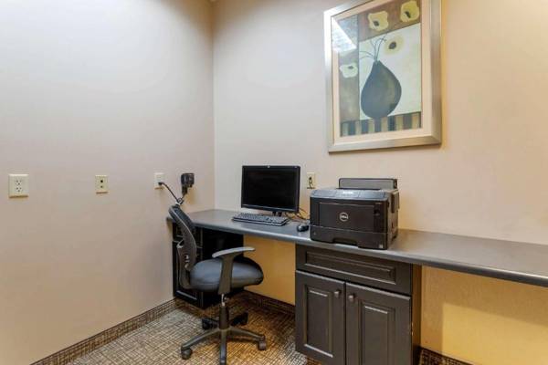 Workspace - Comfort Suites Kingsport