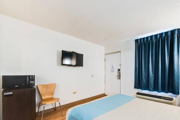 Motel 6-Kingston TN