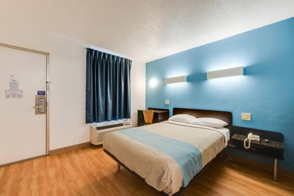 Motel 6-Kingston TN