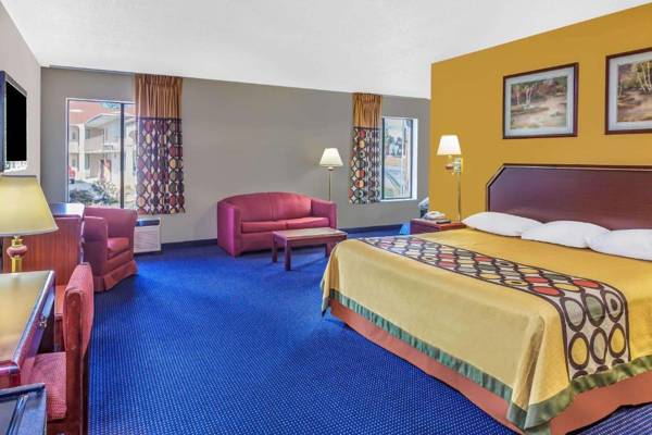 Super 8 by Wyndham Morristown/South