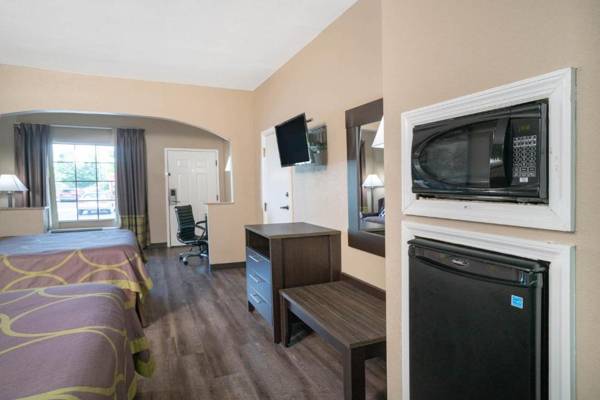 Super 8 by Wyndham Murfreesboro