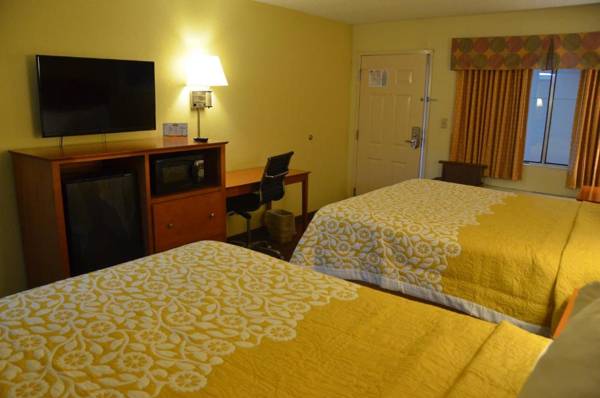 Days Inn by Wyndham Airport Nashville East