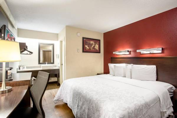 Red Roof Inn PLUS+ Nashville Airport