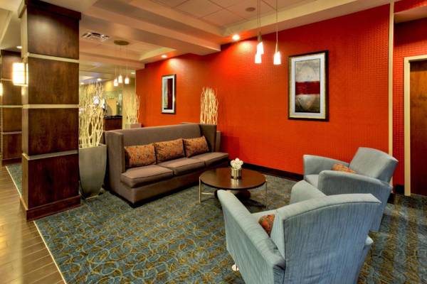 Holiday Inn Express & Suites Oak Ridge an IHG Hotel