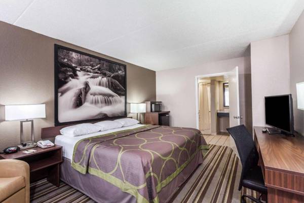 Super 8 by Wyndham Pigeon Forge-Emert St