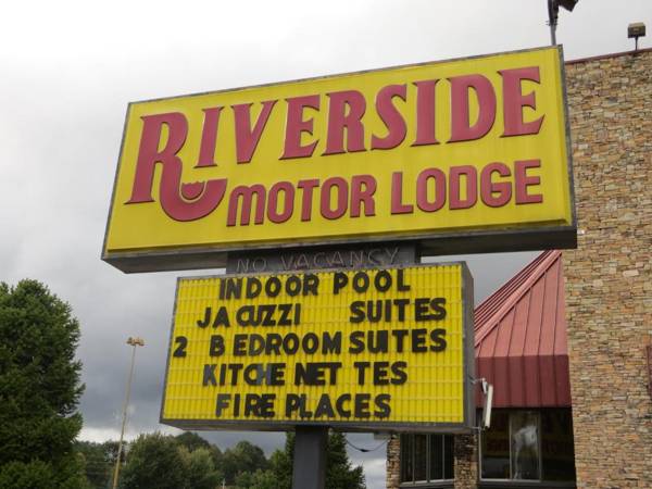 Riverside Motor Lodge - Pigeon Forge