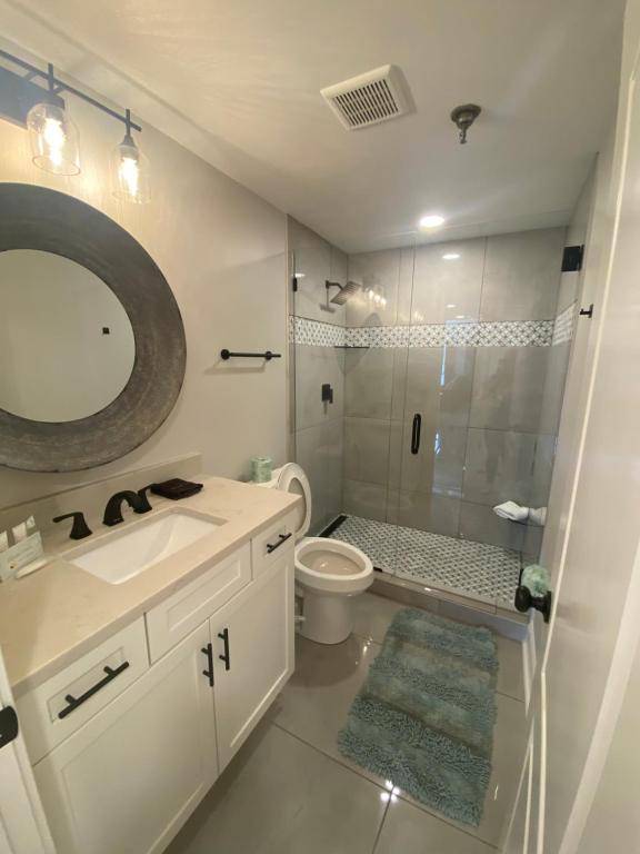 River Place Condos 111 3BD